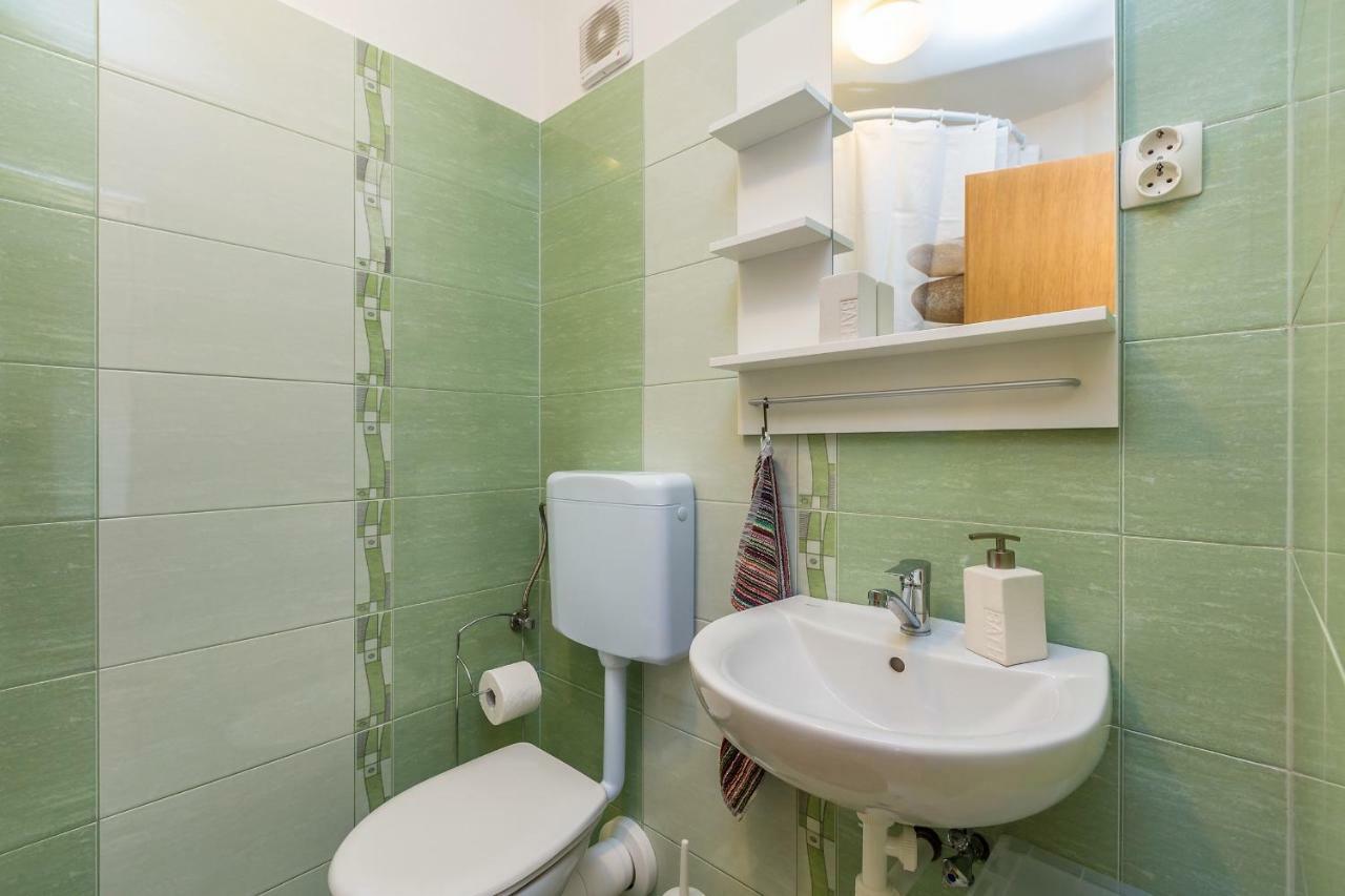 오미살즈 Studio Apartman Magdalena 아파트 외부 사진